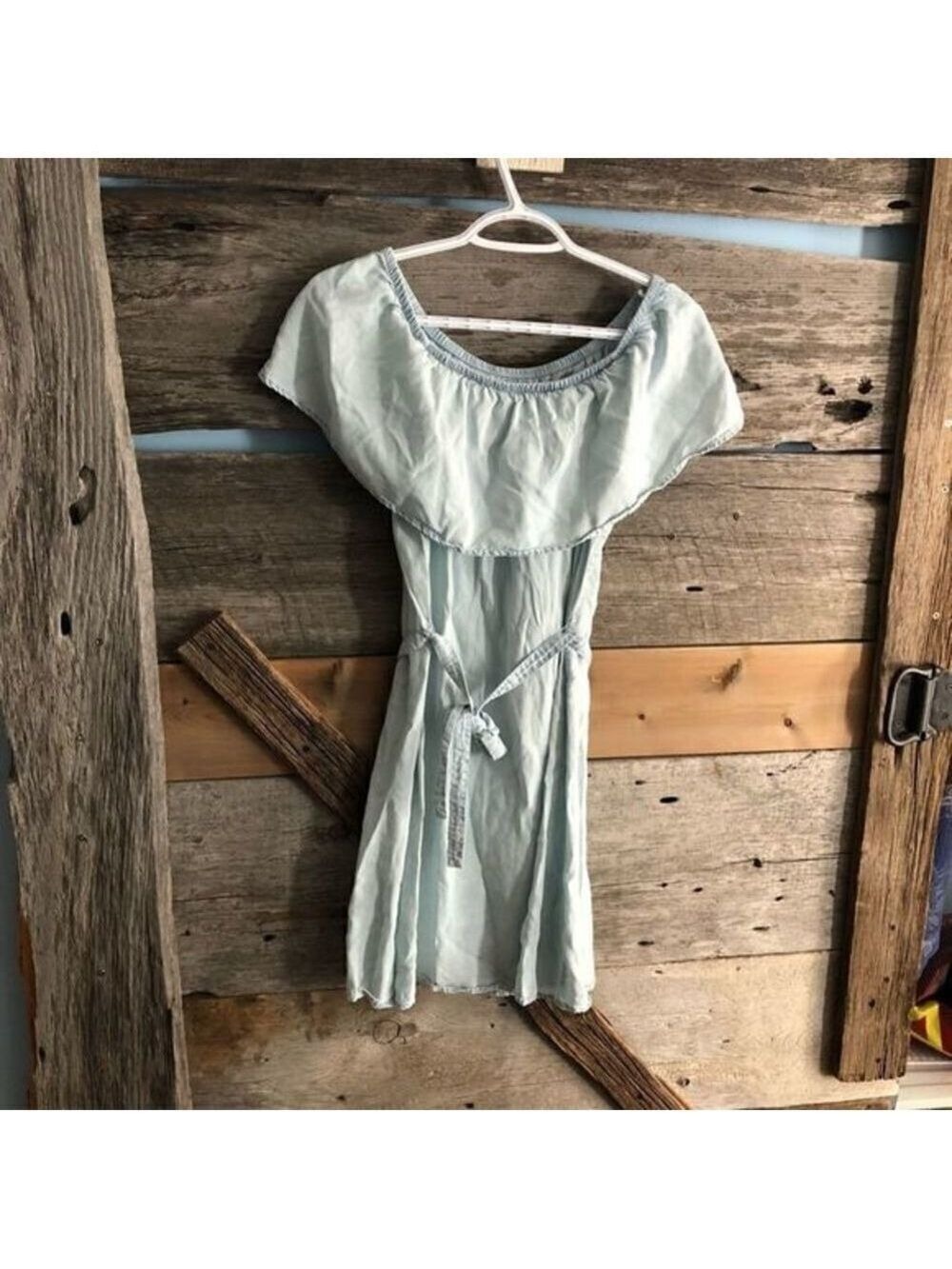 OLD Navy Size Small Off Shoulder Ruffle Dress